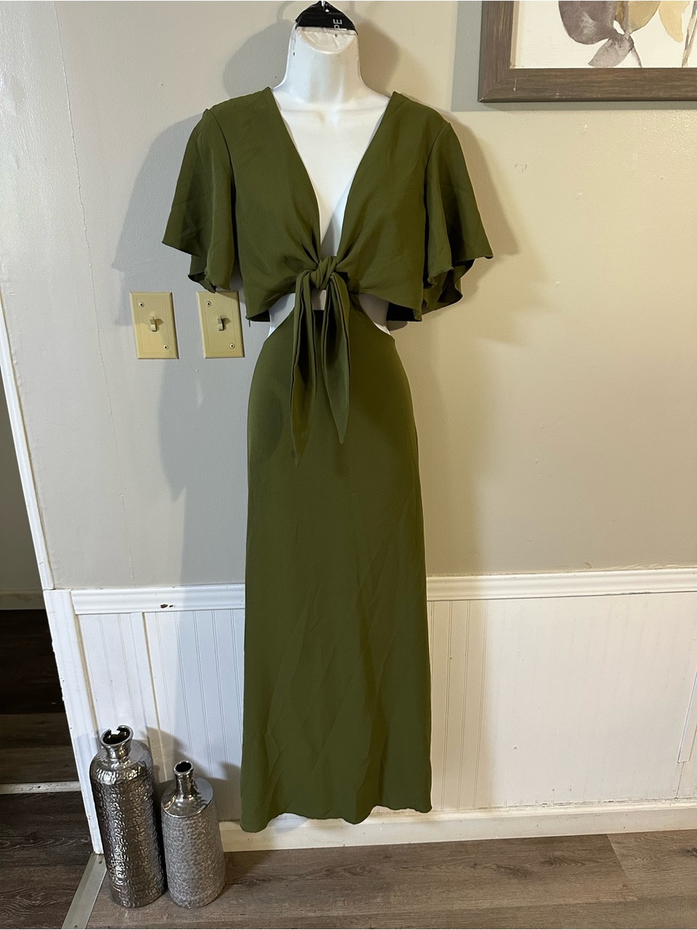 SHEIN Olive Green Tie-Front Maxi Dress with Flutter Sleeves